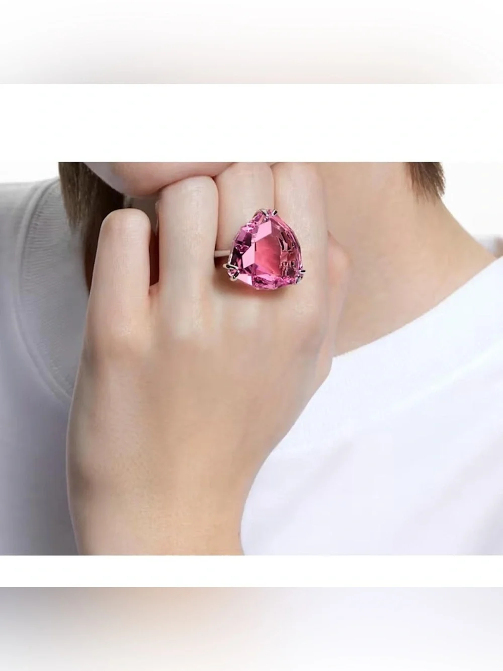 New! SWAROVSKI Millenia cocktail ring Trilliant cut